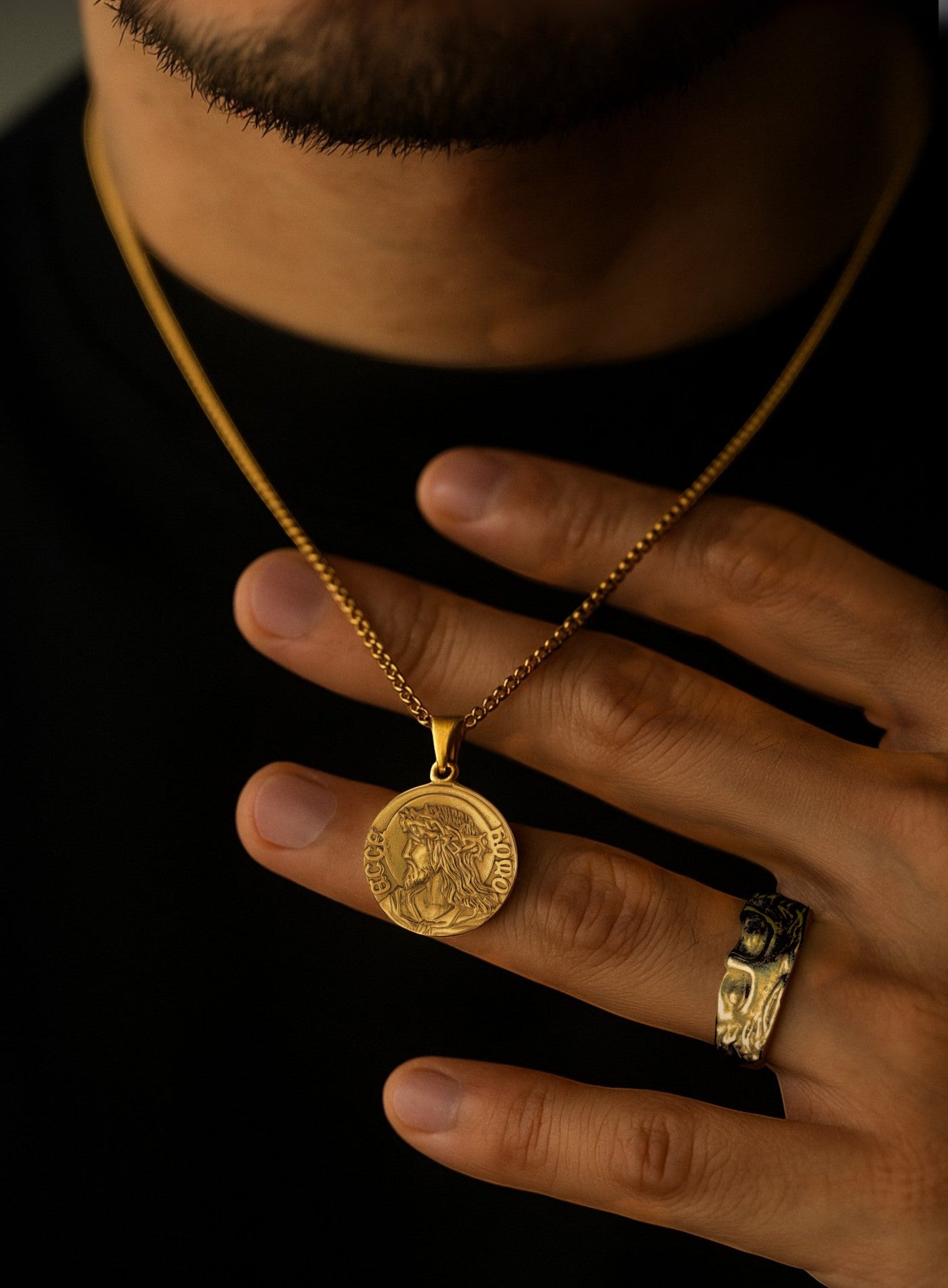 KING OF KINGS QUARTER NECKLACE