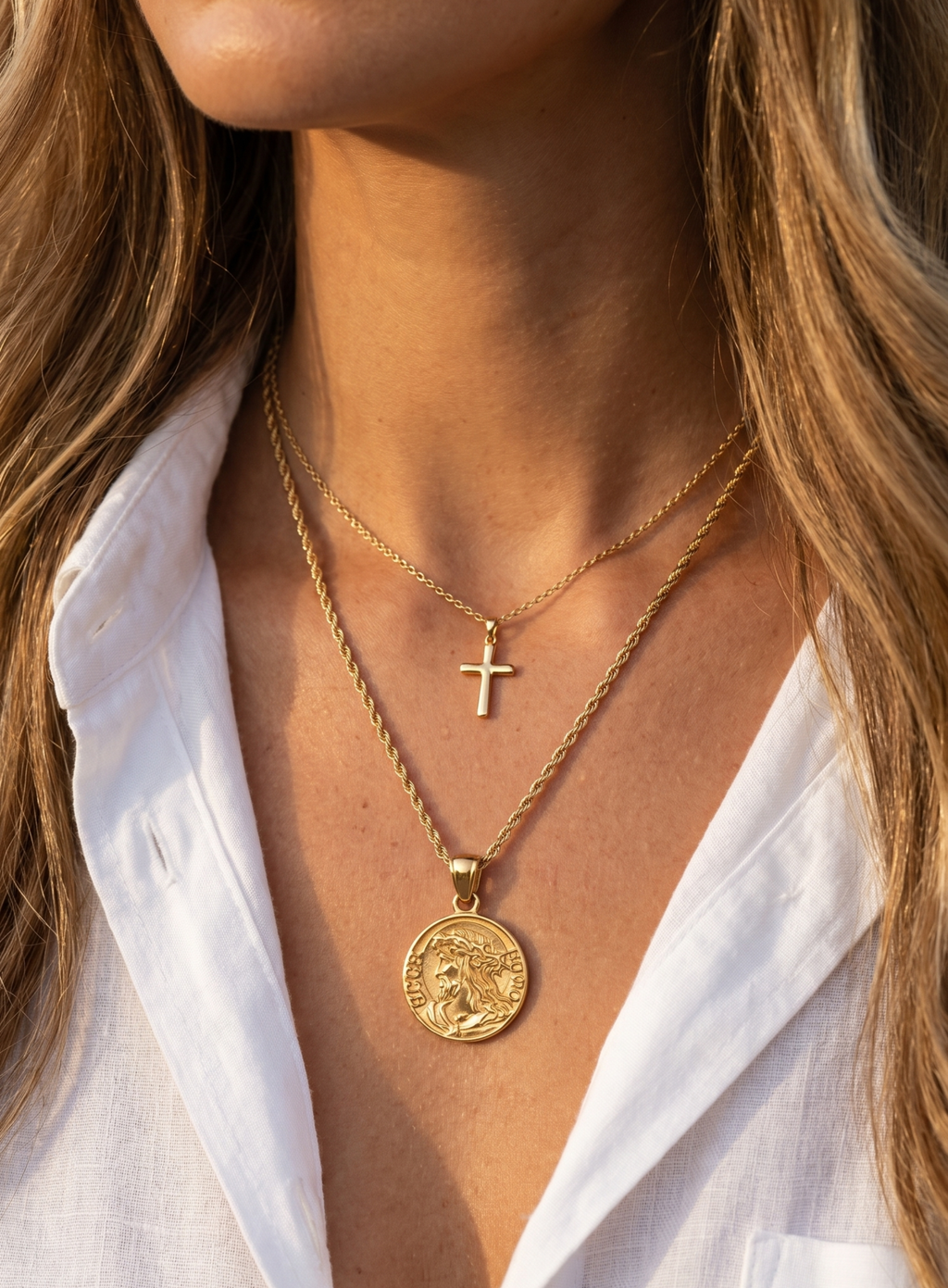 LADIES JESUS QUARTER NECKLACE
